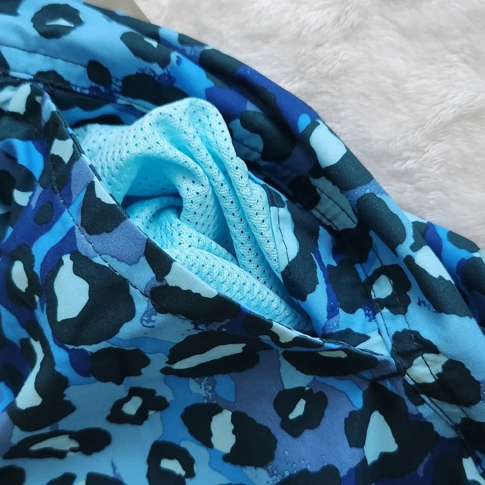 🌊 No Boundaries Men’s Blue Leopard Print Swim Shorts – Size Large (36–38), NWT